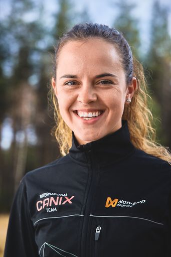 Tessa – Non-stop dogwear