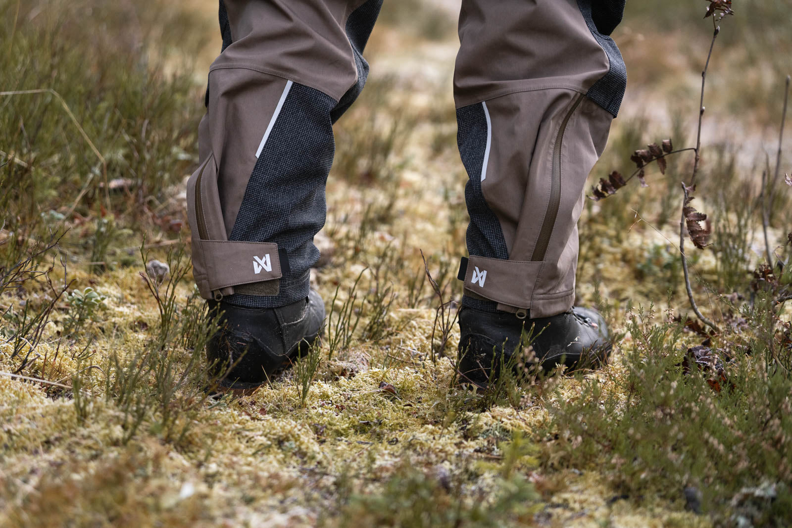 Arctic shell bib pants