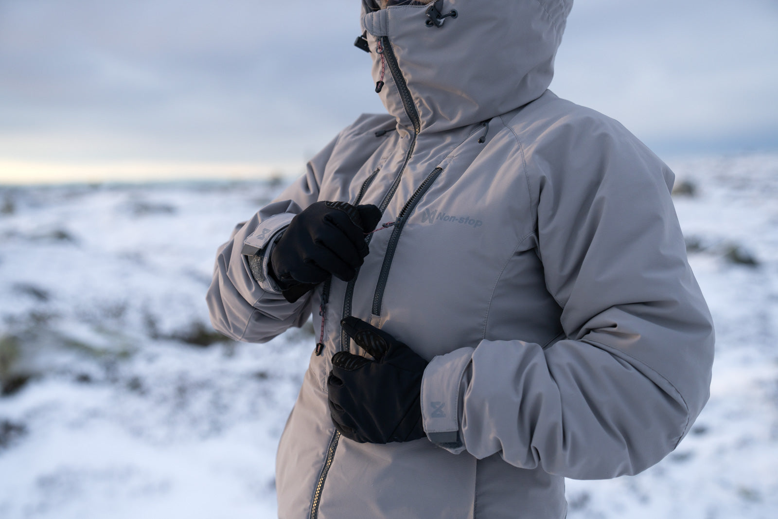 Warm dog sport jacket | Trail isolator+ jacket women's – Non-stop